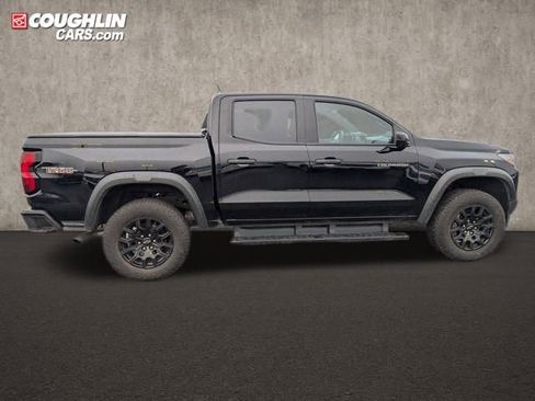 Used 2024 Chevrolet Colorado Trail Boss w/ Advanced Trailering Package image 9