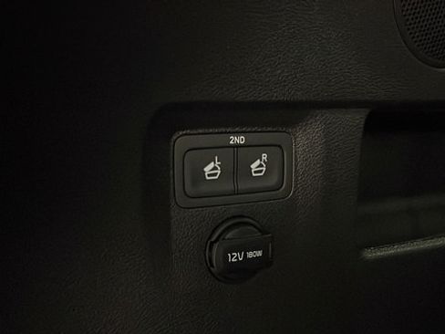 Used 2025 Kia Telluride SX Prestige X-Line AWD/4WD image 34