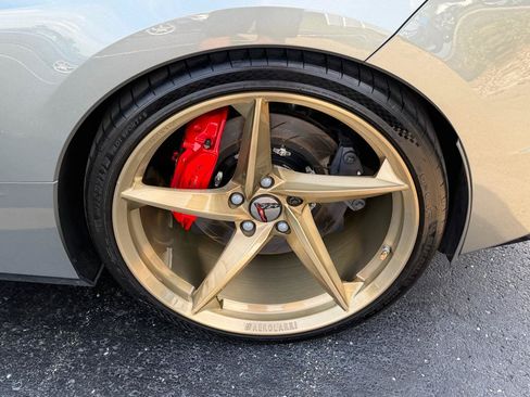 Used 2022 Chevrolet Corvette Stingray Preferred Cpe w/ Z51 Performance Package RWD image 12