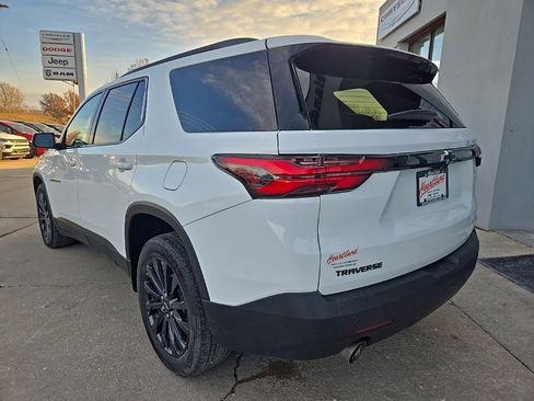 Used 2022 Chevrolet Traverse RS image 7