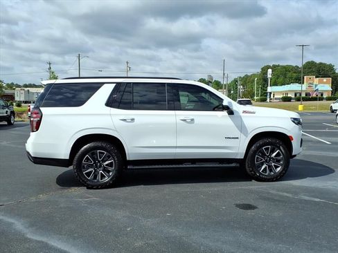 Used 2024 Chevrolet Tahoe Z71 w/ Luxury Package AWD/4WD image 20
