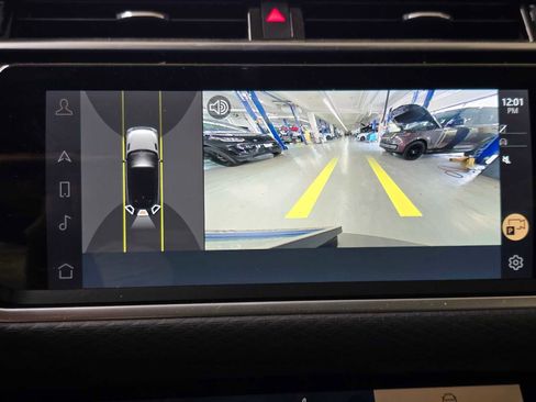 Used 2023 Land Rover Range Rover Velar R-Dynamic S AWD/4WD image 31