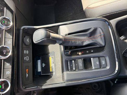 Used 2024 Honda CR-V Sport Touring image 12