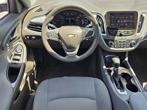 Used 2024 Chevrolet Malibu LT FWD image 13