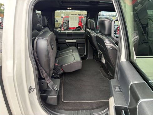 Used 2018 Ford F150 Platinum w/ Equipment Group 701A Luxury image 20
