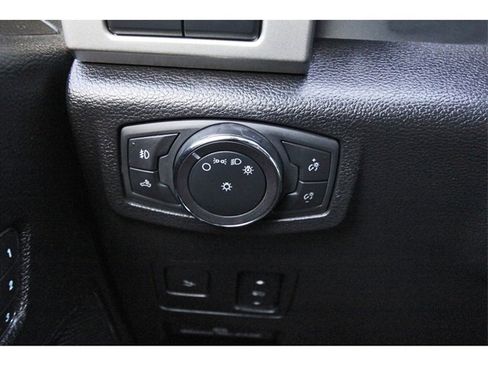 Used 2019 Ford F250 Lariat w/ Lariat Ultimate Package image 21