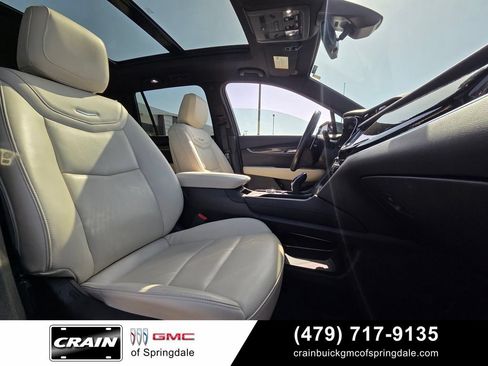 Used 2022 Cadillac XT6 Sport w/ Technology Package AWD/4WD image 31