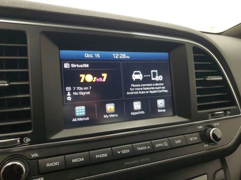 Used 2018 Hyundai Elantra Sport image 27