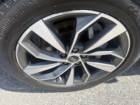 Certified 2023 Audi Q5 2.0T Premium Plus w/ Premium Plus Package AWD/4WD image 6