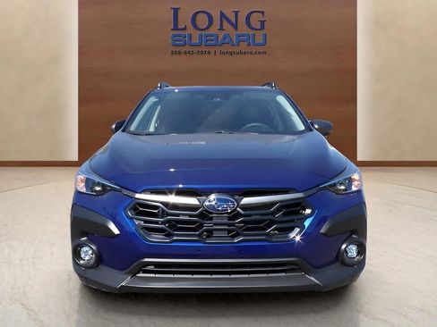 Used 2025 Subaru Crosstrek 2.0i Premium image 2