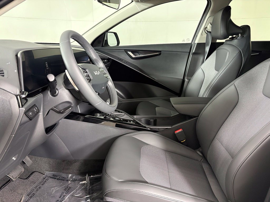 New 2026 Kia Niro EX FWD image 21