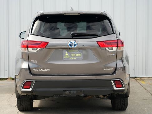 Used 2018 Toyota Highlander Limited image 51
