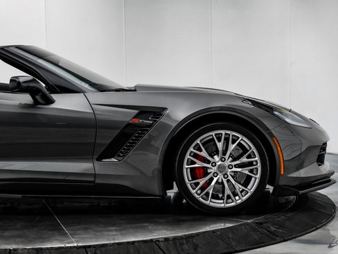 Used 2016 Chevrolet Corvette Z06 w/ 2LZ Preferred Equipment Group image 25