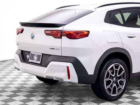Certified 2026 BMW X2 xDrive28i w/ Technology Package AWD/4WD image 34