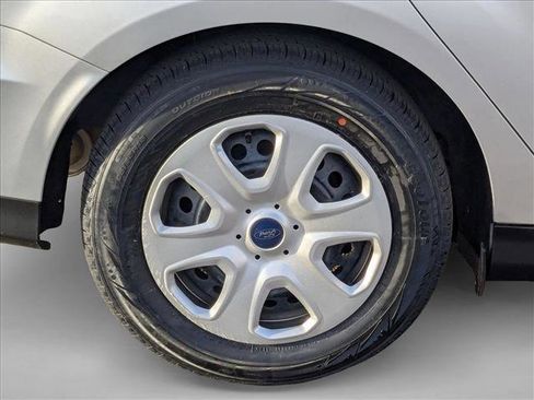 Used 2017 Ford Focus S image 22