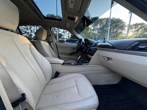 Used 2014 BMW 328d xDrive Sedan AWD/4WD image 11