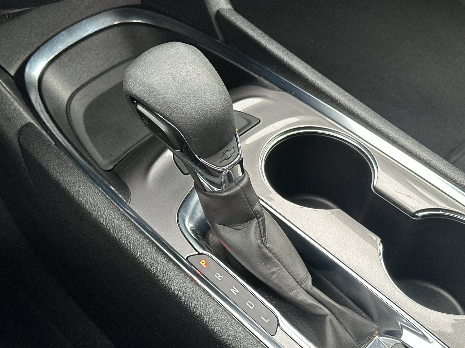 Used 2025 Chevrolet Malibu LT FWD image 23