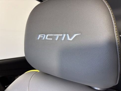 Used 2025 Chevrolet Trax ACTIV w/ Driver Confidence Package FWD image 34