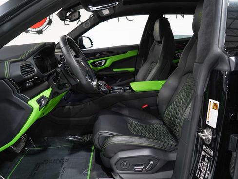 Used 2022 Lamborghini Urus AWD/4WD image 8