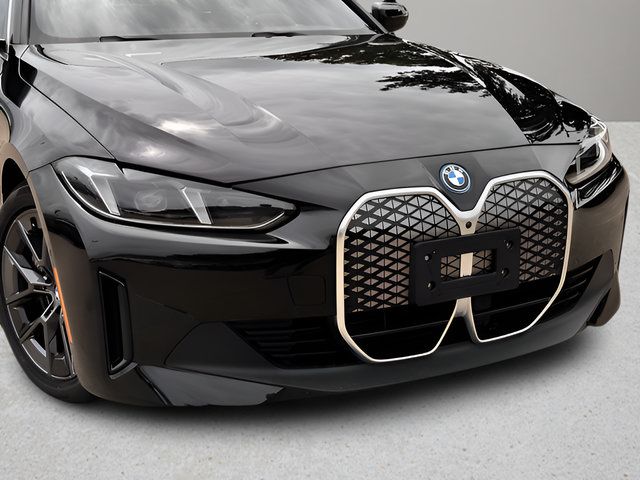 Used 2025 BMW i4 xDrive40i AWD/4WD image 23