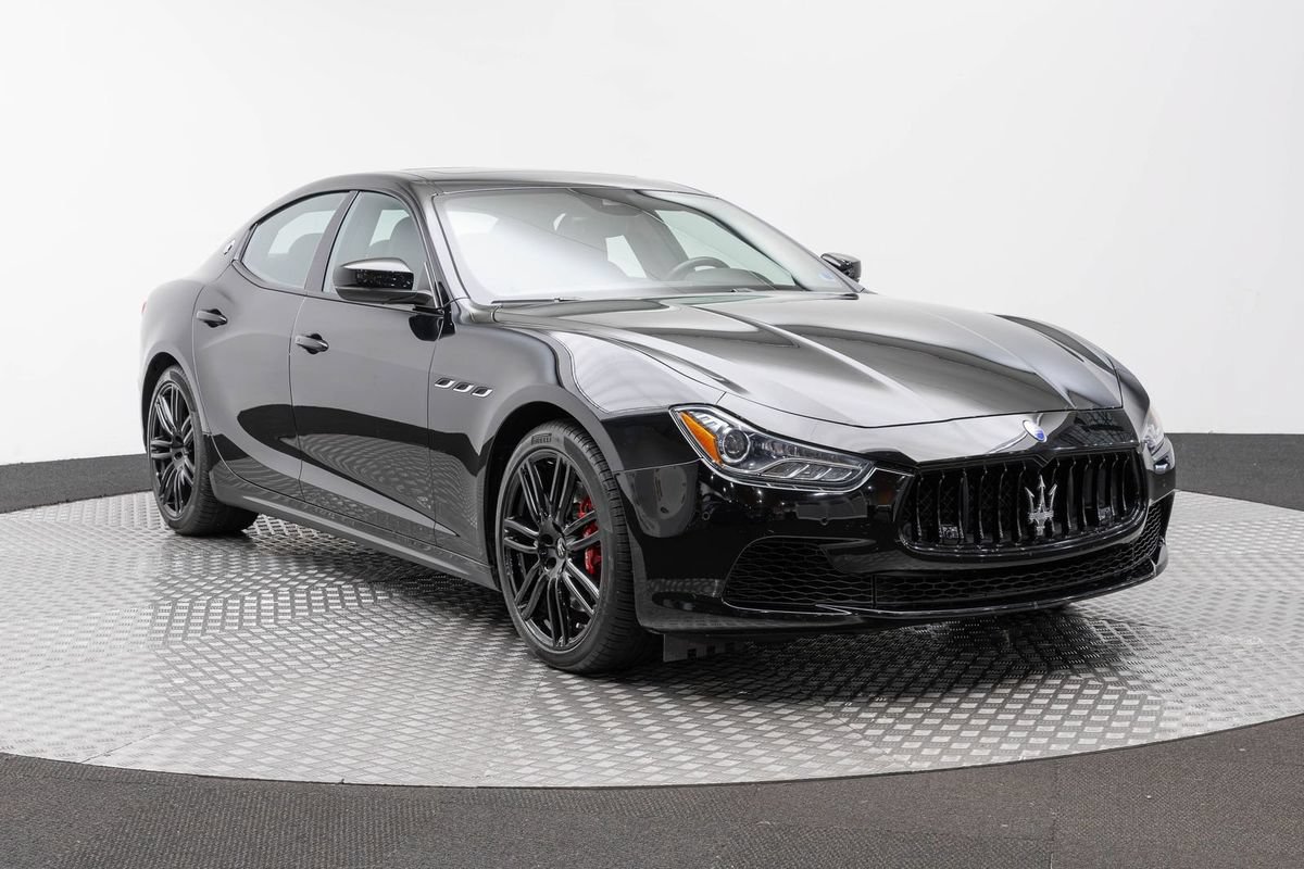 Used 2017 Maserati Ghibli S Q4 AWD/4WD image 4