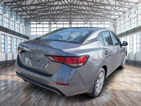 Used 2025 Nissan Sentra S FWD image 4