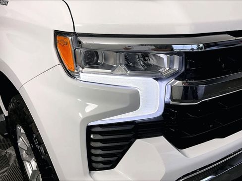 Certified 2024 Chevrolet Silverado 1500 LT AWD/4WD image 27