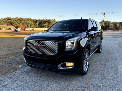 Used 2016 GMC Yukon XL Denali w/ Open Road Package image 1