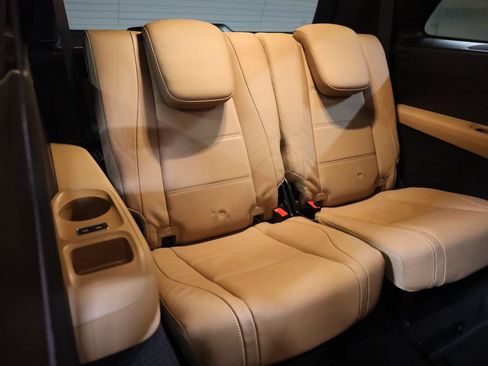 Used 2026 Mercedes-Benz GLS 580 4MATIC image 65