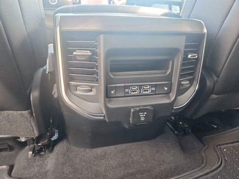 Used 2025 RAM 1500 Laramie w/ Night Edition AWD/4WD image 31