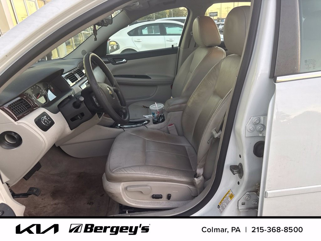 Used 2015 Chevrolet Impala LTZ FWD image 11