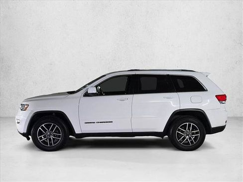 Used 2019 Jeep Grand Cherokee Laredo w/ Laredo X Package RWD image 8
