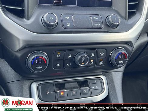 Used 2023 GMC Acadia SLE w/ Driver Convenience Package image 20