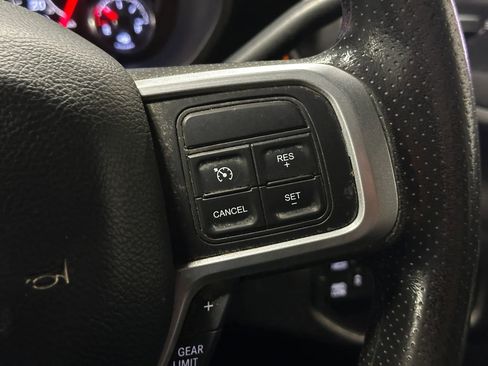 Used 2022 RAM 2500 Big Horn AWD/4WD image 29