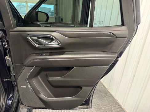 Used 2021 Chevrolet Tahoe RST w/ Luxury Package AWD/4WD image 30