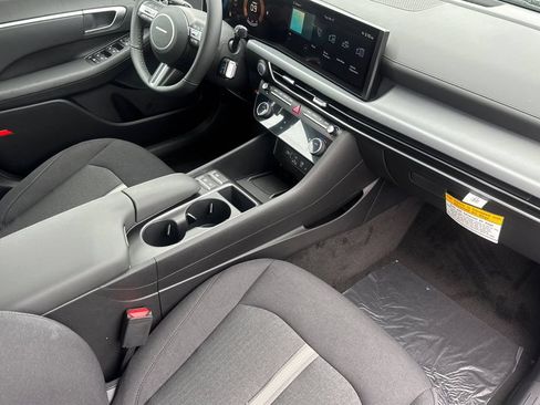 New 2026 Hyundai Sonata SEL FWD image 15