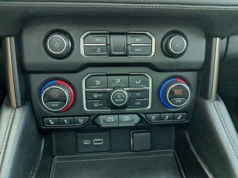 Used 2021 Chevrolet Suburban High Country w/ Max Trailering Package AWD/4WD image 11