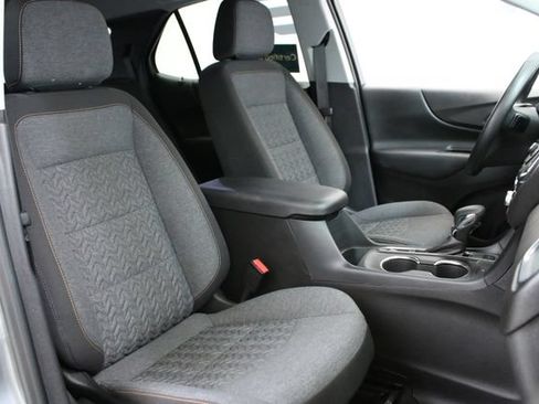 Certified 2024 Chevrolet Equinox LT AWD/4WD image 33