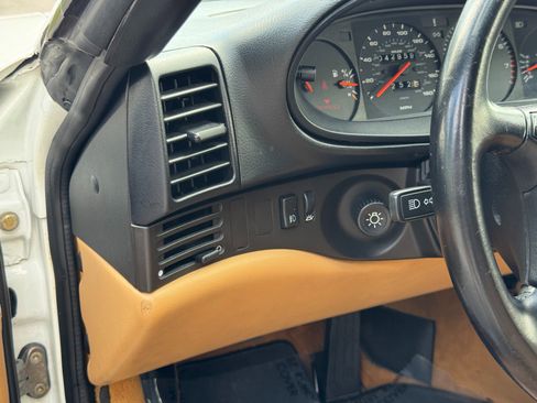 Used 1993 Porsche 968 Cabriolet image 27