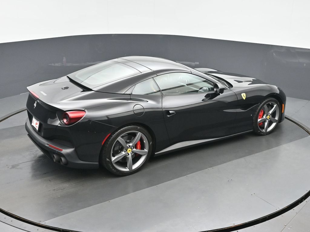 Used 2020 Ferrari Portofino RWD image 35