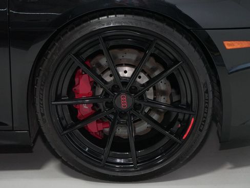 Used 2017 Audi R8 V10 AWD/4WD image 26