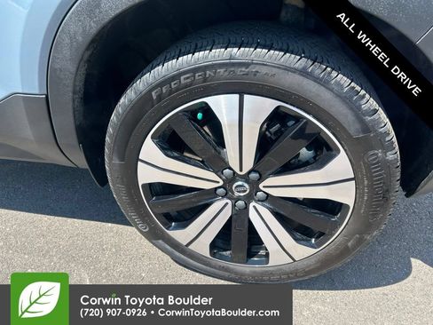 Used 2023 Volvo XC40 Recharge Plus AWD/4WD image 32