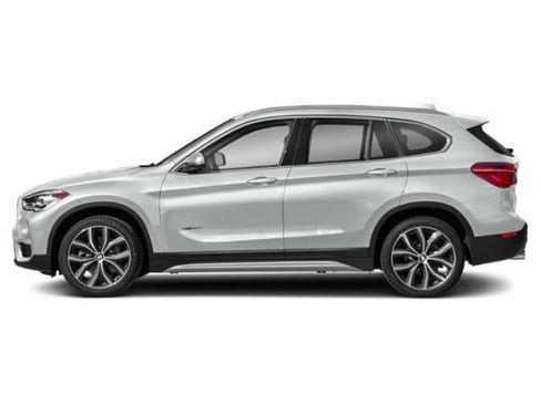 Used 2018 BMW X1 xDrive28i w/ Convenience Package image 3