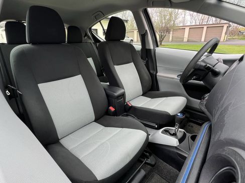 Used 2013 Toyota Prius C Three image 26