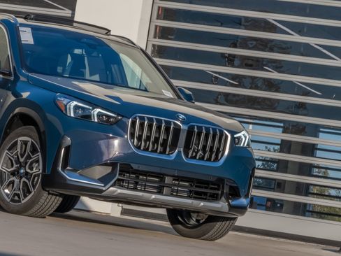 New 2026 BMW X1 xDrive28i w/ Convenience Package image 5