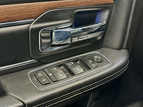 Used 2016 RAM 1500 Laramie w/ Convenience Group image 15