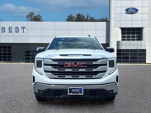 Used 2023 GMC Sierra 1500 SLE w/ X31 Off-Road Package AWD/4WD image 10