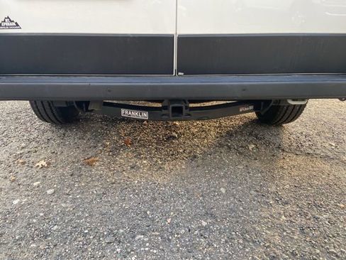 Used 2024 RAM ProMaster 2500 w/ Premium Convenience Group image 10