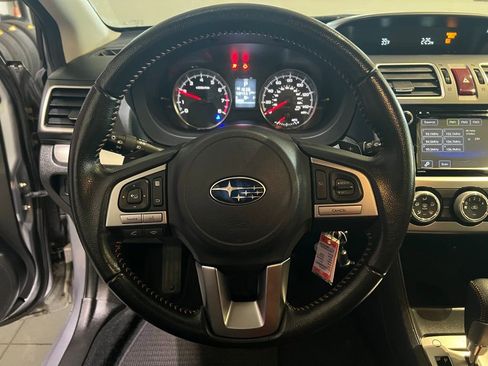 Used 2017 Subaru Crosstrek 2.0i Premium image 16