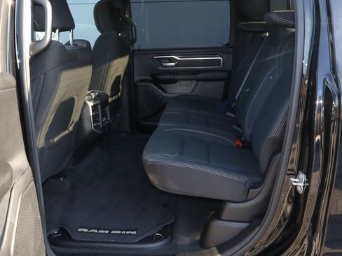 Used 2022 RAM 1500 Big Horn AWD/4WD image 8